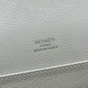 Hermes Roulis Mini 18 Bag Handmade In Evercolor Calfskin Leather Silver Hardware 8L Beton - Image 17
