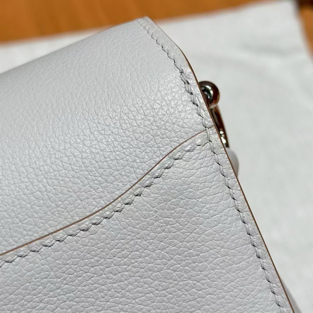 Hermes Roulis Mini 18 Bag Handmade In Evercolor Calfskin Leather Silver Hardware 8L Beton - Image 14