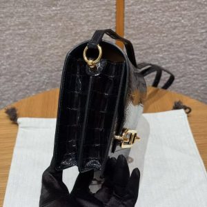 Hermes Roulis Mini 18 Bag Handmade In Porosus Crocodile Leather Gold Hardware 89 Noir - Image 18