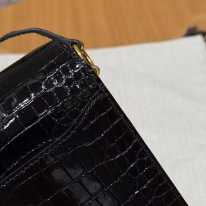 Hermes Roulis Mini 18 Bag Handmade In Porosus Crocodile Leather Gold Hardware 89 Noir - Image 3