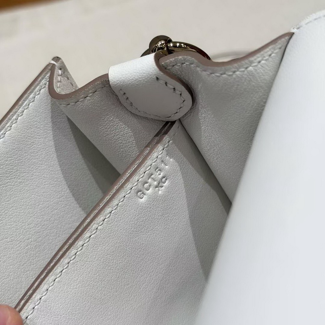 Hermes Roulis Mini 18 Bag Handmade In Swift Calfskin Leather Gold Hardware 0U New White - Image 12