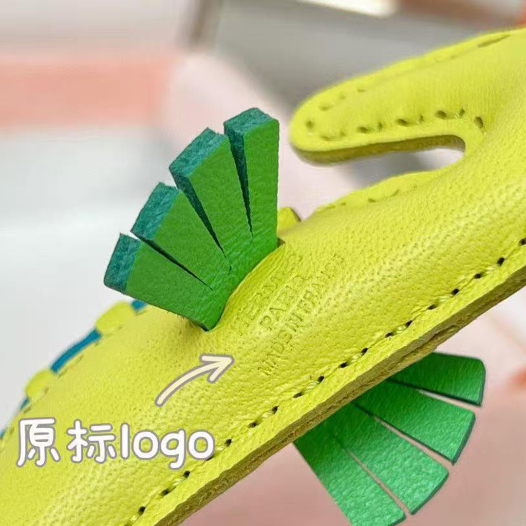Hermes Seahorse Charm Milo Lambskin Lime Vert Comics Bleu Aztèque H084738CAAA - Image 3