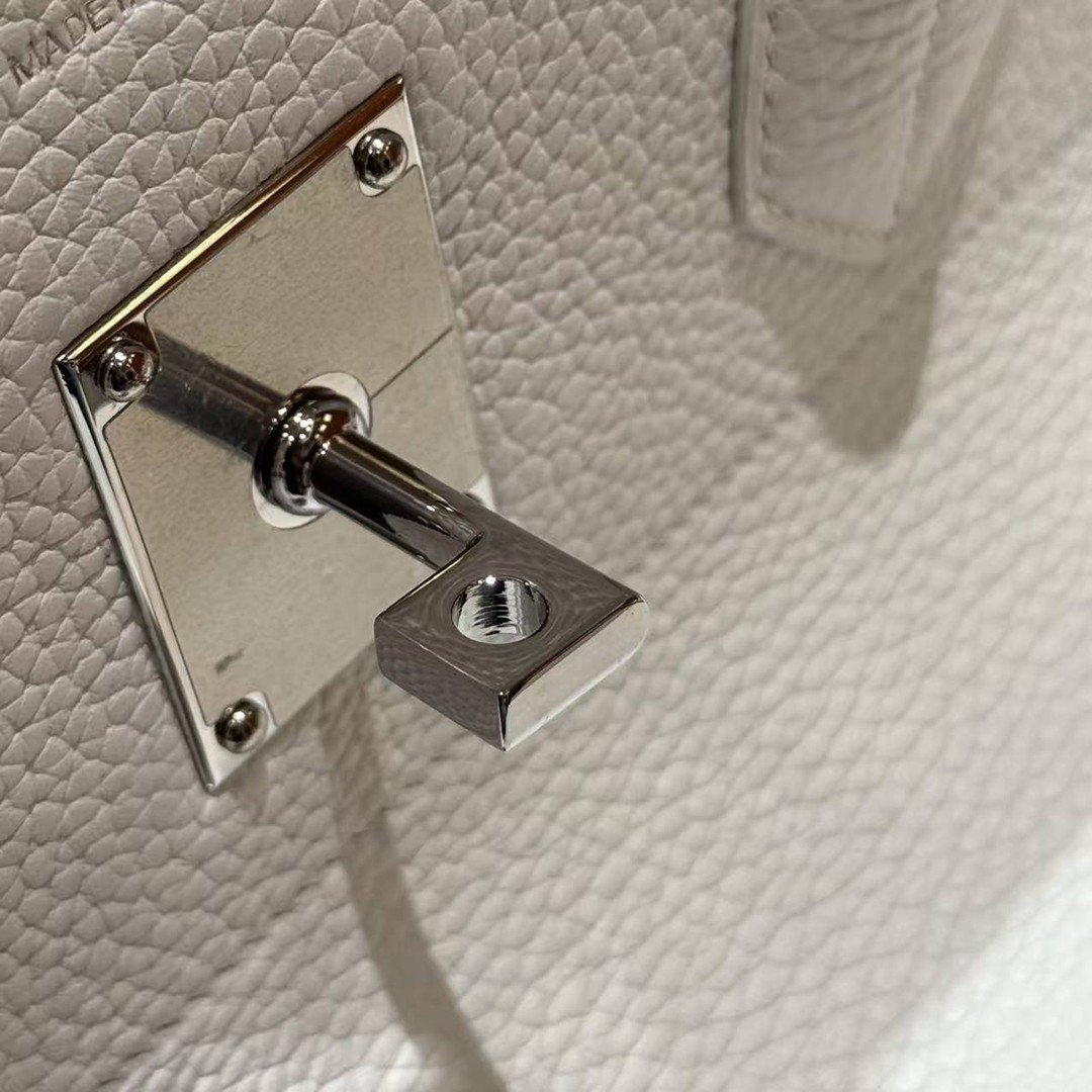 Hermes JPG Shoulder Birkin 42 Bag Sojourn Handmade In Clemence Calfskin Leather Silver Hardware 01 Blanc - Image 6