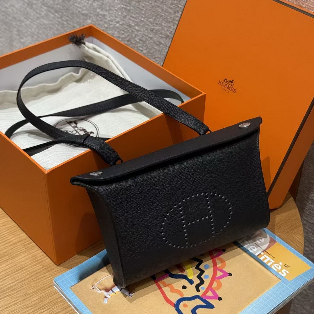 Hermes Videpoches Bag Handmade In Epsom Calfskin Leather Silver Hardware 89 Noir - Image 9