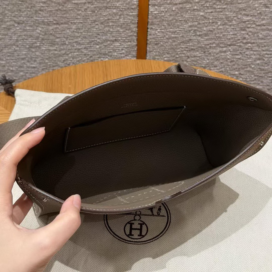 Hermes Videpoches Bag Handmade In Togo Calfskin Leather Silver Hardware 18 Etoupe H087987CK18 - Image 16