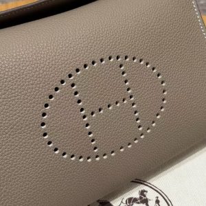 Hermes Videpoches Bag Handmade In Togo Calfskin Leather Silver Hardware 18 Etoupe H087987CK18 - Image 13