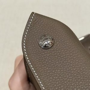 Hermes Videpoches Bag Handmade In Togo Calfskin Leather Silver Hardware 18 Etoupe H087987CK18 - Image 12
