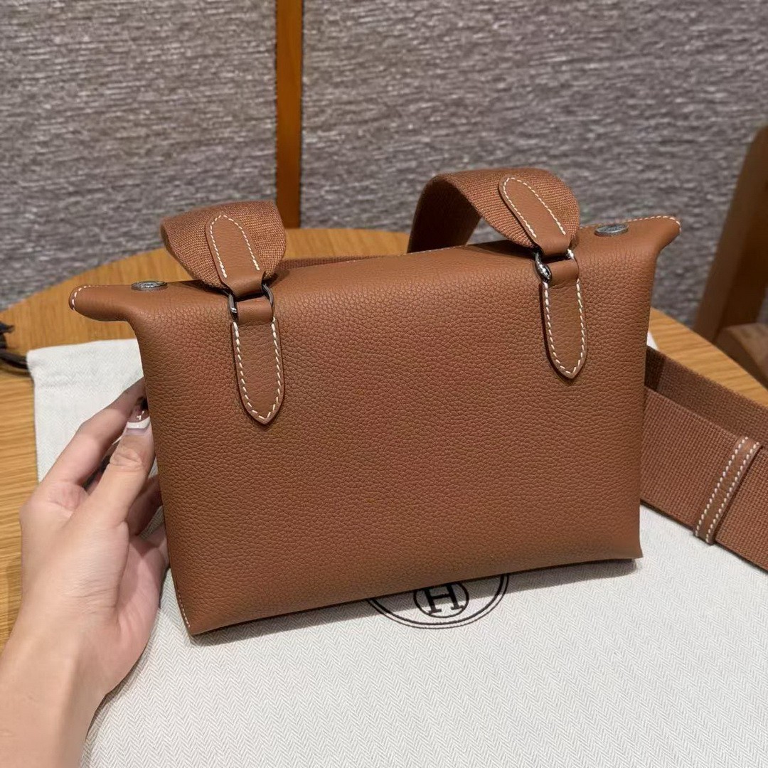 Hermes Videpoches Bag Handmade In Togo Calfskin Leather Silver Hardware 37 Gold H088914CK37 - Image 2