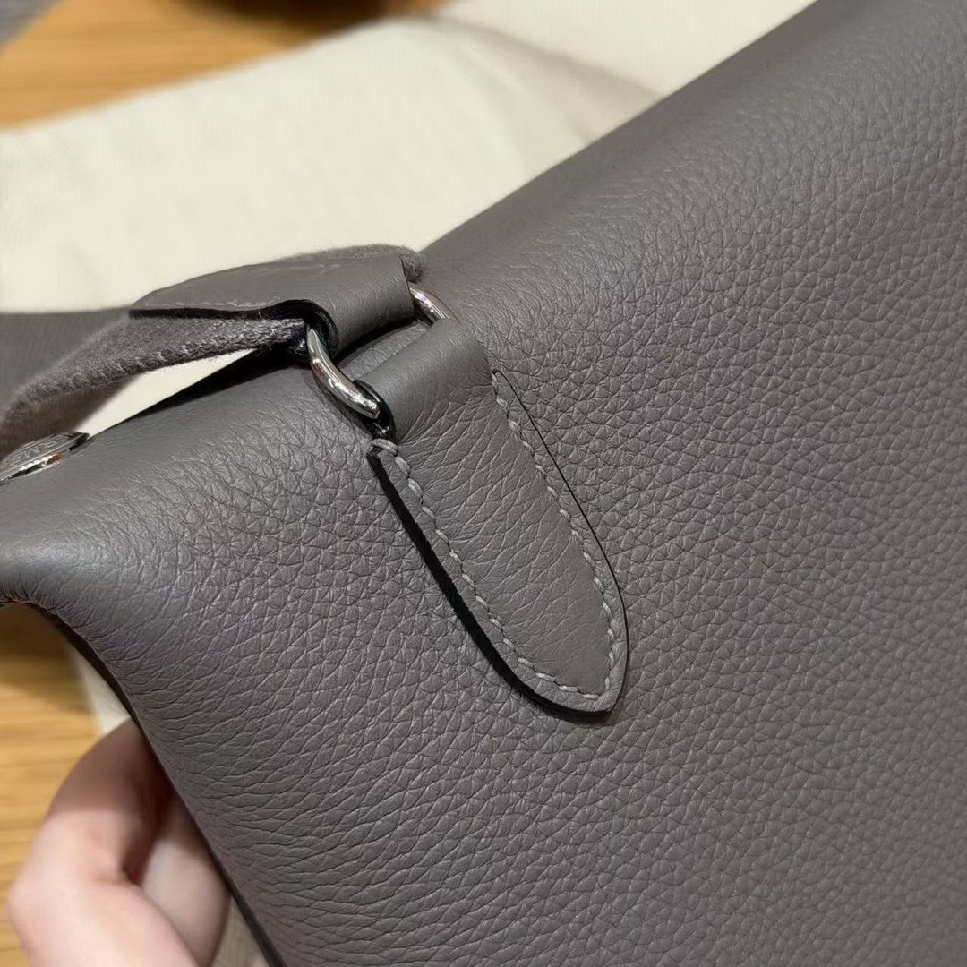 Hermes Videpoches Bag Handmade In Togo Calfskin Leather Silver Hardware 8F Etain - Image 8
