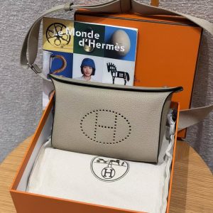 Hermes Videpoches Bag Handmade In Togo Calfskin Leather Silver Hardware 8Q Beige Marfa - Image 13
