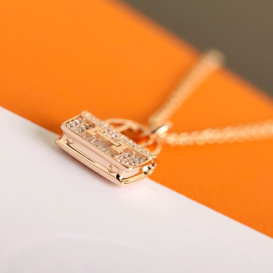 Hermes Amulettes Constance Pendant Necklace Rose Gold With Diamonds H121312B 00 - Image 7