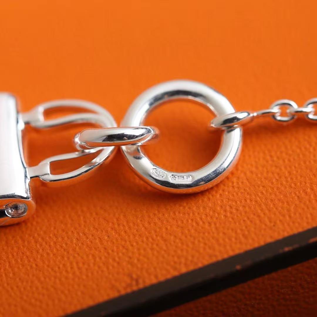 Hermes Amulettes Constance Pendant Necklace in Sterling Silver H121324B 00 - Image 3