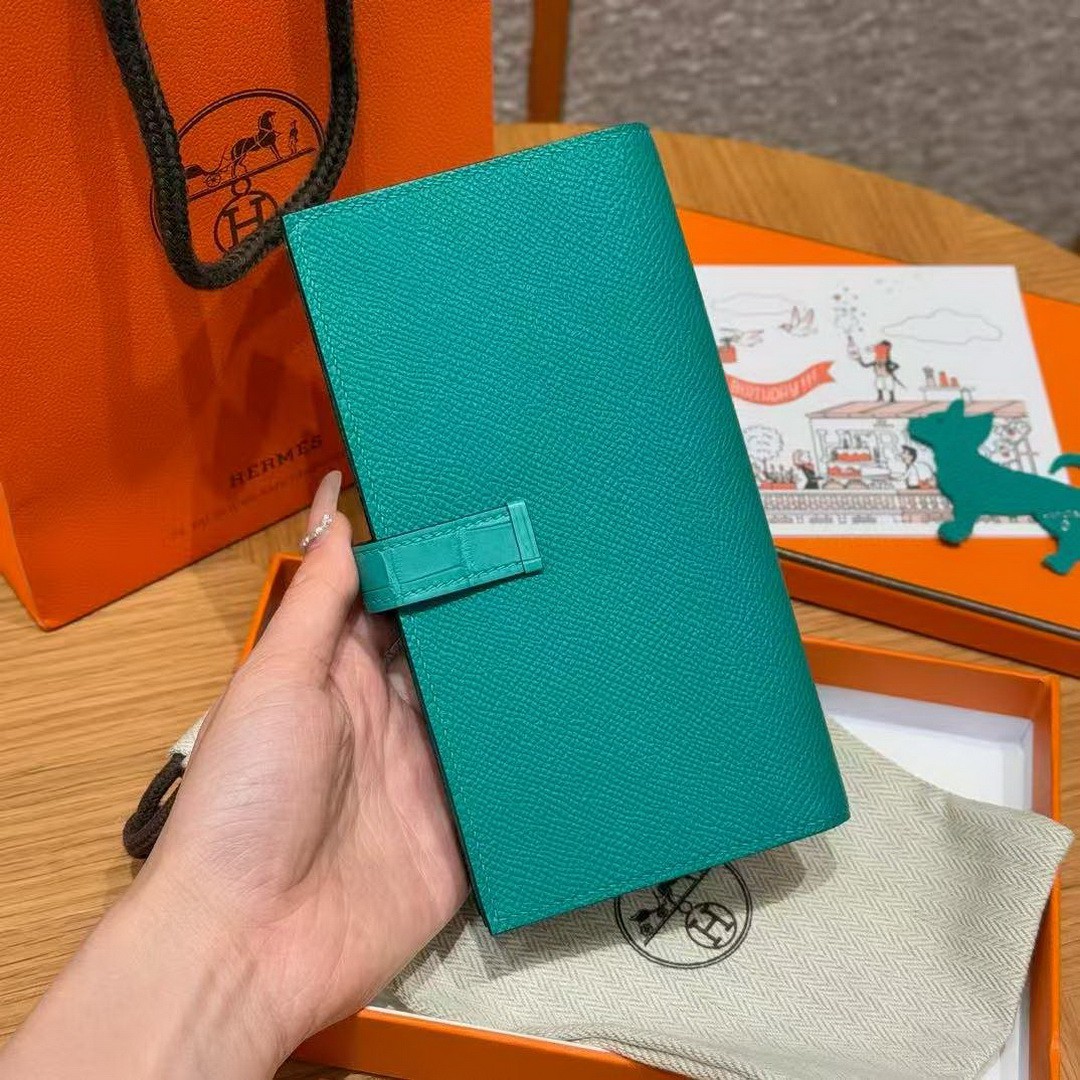 Hermes Bearn Wallet With Gusset Handmade In Epsom Calfskin Leather Matte Alligator Silver Hardware O6 Vert Jade - Image 10