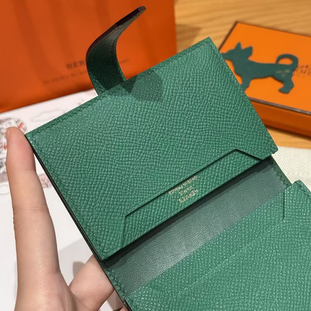 Hermes Bearn Mini Wallet Card Holder Handmade In Epsom Calfskin Leather Gold Hardware U4 Vert Vertigo - Image 3