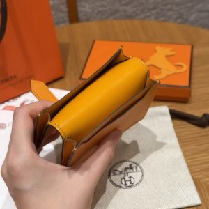 Hermes Bearn Mini Wallet Card Holder Handmade In Epsom Calfskin Leather Gold Hardware 9V Janne D’Or - Image 4