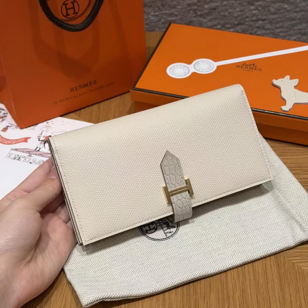 Hermes Bearn Wallet With Gusset Handmade In Epsom Calfskin Leather and Matte Alligator Crocodile Gold Hardware 10 Craie
