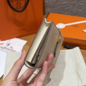 Hermes Bearn Wallet With Gusset Handmade In Epsom Calfskin Leather and Matte Alligator Crocodile Gold Hardware 10 Craie - Image 14