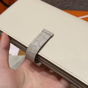 Hermes Bearn Wallet With Gusset Handmade In Epsom Calfskin Leather and Matte Alligator Crocodile Gold Hardware 10 Craie - Image 6