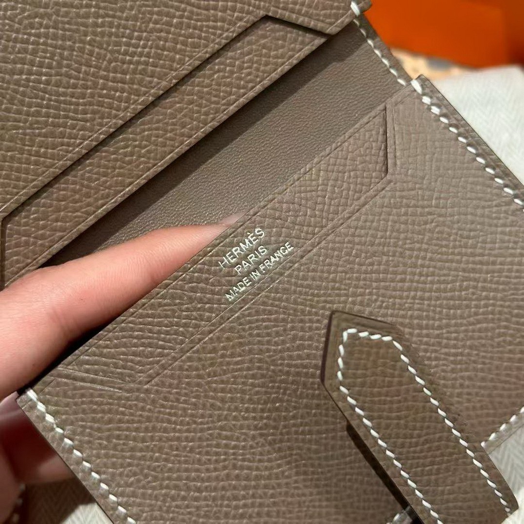 Hermes Bearn Mini Wallet Card Holder Handmade In Epsom Calfskin Leather Silver Hardware ck18 Etoupe - Image 4