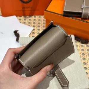 Hermes Bearn Mini Wallet Card Holder Handmade In Epsom Calfskin Leather Gold Hardware ck18 Etoupe - Image 7