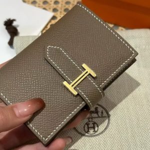 Hermes Bearn Mini Wallet Card Holder Handmade In Epsom Calfskin Leather Gold Hardware ck18 Etoupe - Image 6