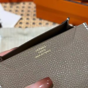 Hermes Bearn Mini Wallet Card Holder Handmade In Epsom Calfskin Leather Gold Hardware ck18 Etoupe - Image 3