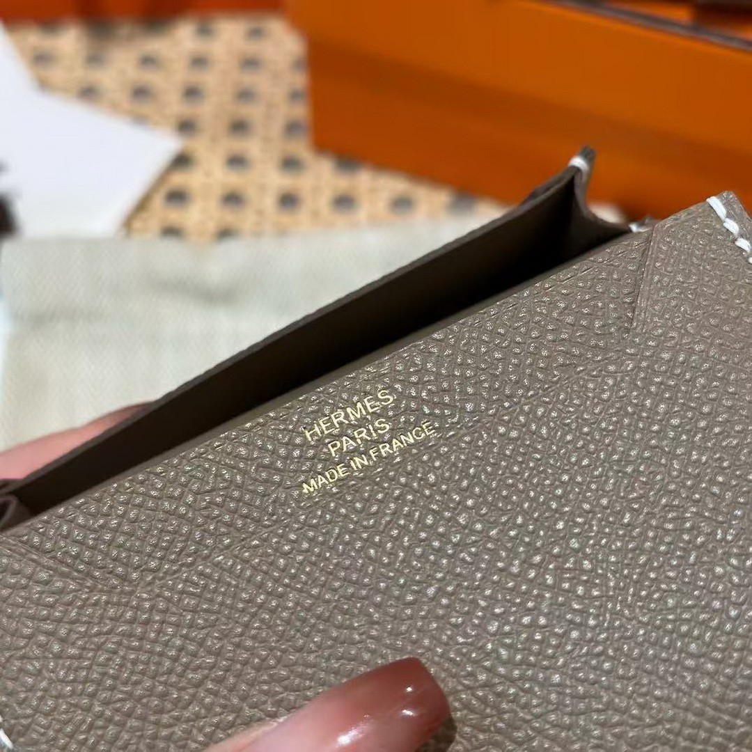 Hermes Bearn Mini Wallet Card Holder Handmade In Epsom Calfskin Leather Gold Hardware ck18 Etoupe - Image 3
