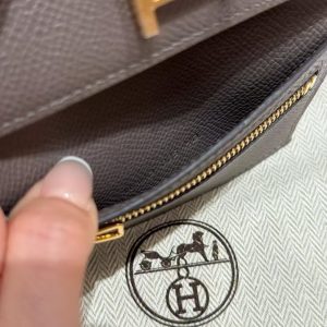 Hermes Bearn Wallet Handmade In Epsom Calfskin Leather Gold Hardware 8F Girs Etain - Image 12