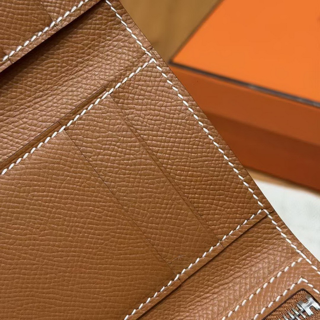 Hermes Bearn Wallet Handmade In Epsom Calfskin Leather Silver Hardware 37 Gold - Image 3