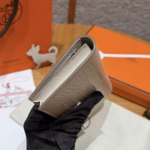 Hermes Bearn Wallet With Gusset Handmade In Alligator Leather Silver Hardware 8L Beton - Image 18