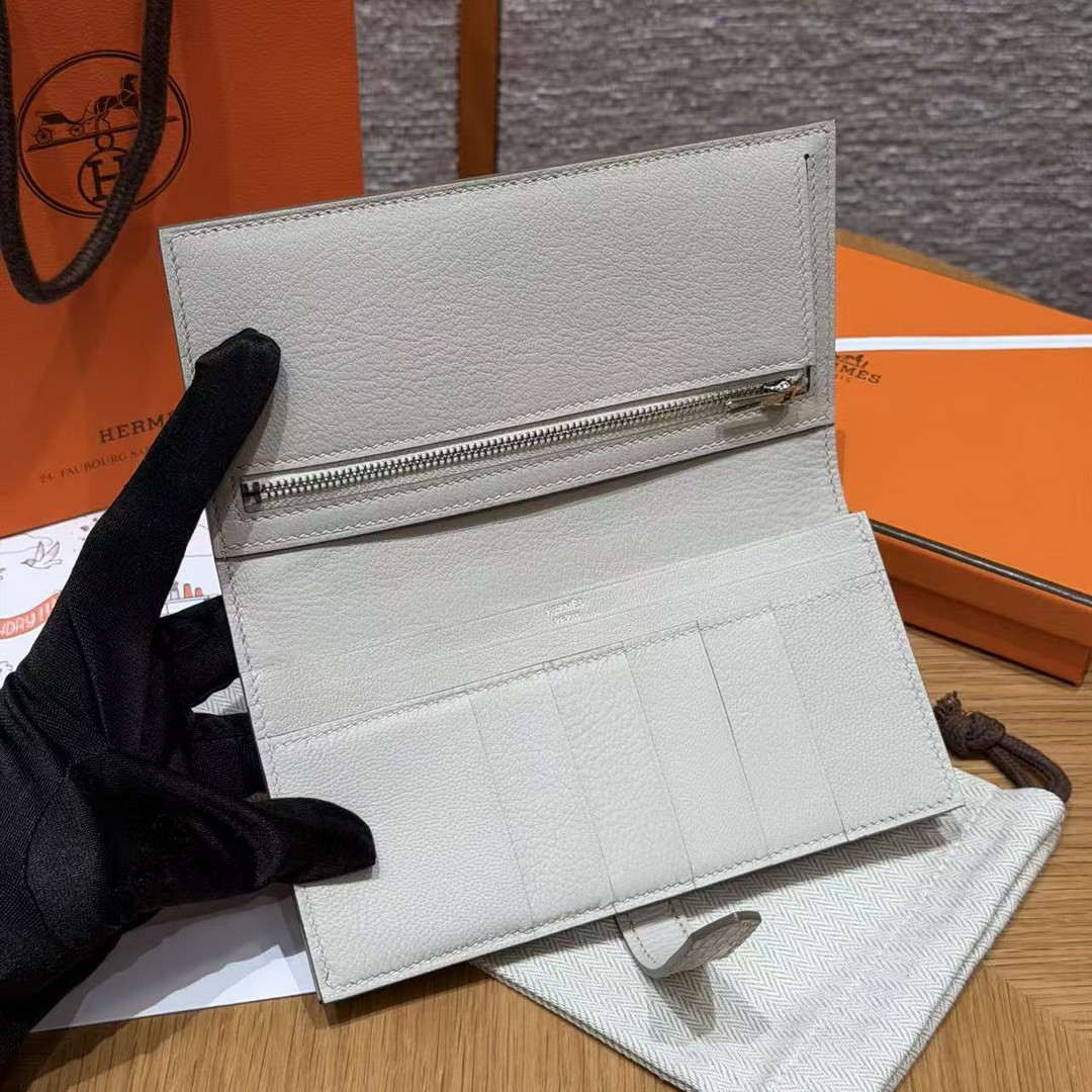 Hermes Bearn Wallet With Gusset Handmade In Alligator Leather Silver Hardware 8L Beton - Image 5