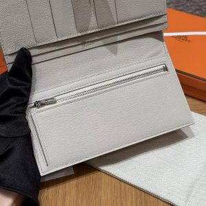 Hermes Bearn Wallet With Gusset Handmade In Alligator Leather Silver Hardware 8L Beton - Image 3