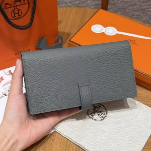 Alternative view of Hermes Bearn Wallet With Gusset Handmade In Epsom Calfskin Leather Silver Hardware 0L Girs Meyer