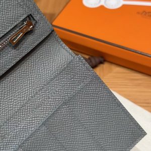 Hermes Bearn Wallet With Gusset Handmade In Epsom Calfskin Leather Silver Hardware 0L Girs Meyer - Image 4