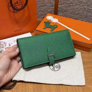 Hermes Bearn Wallet With Gusset Handmade In Epsom Calfskin Leather Silver Hardware U4 Vert Vertigo