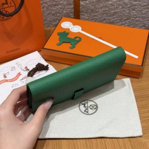 Hermes Bearn Wallet With Gusset Handmade In Epsom Calfskin Leather Silver Hardware U4 Vert Vertigo - Image 14
