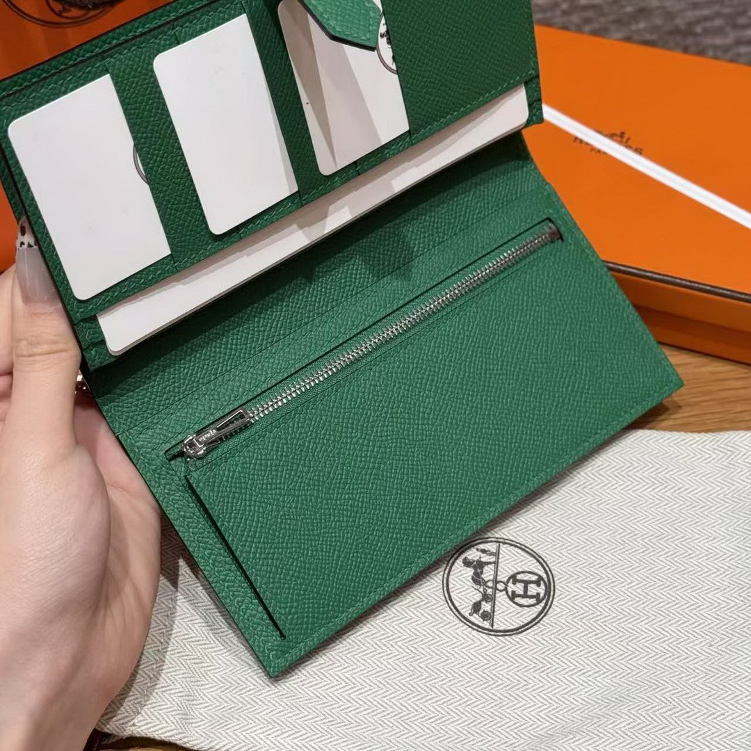 Hermes Bearn Wallet With Gusset Handmade In Epsom Calfskin Leather Silver Hardware U4 Vert Vertigo - Image 12