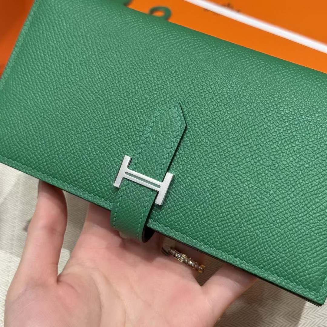 Hermes Bearn Wallet With Gusset Handmade In Epsom Calfskin Leather Silver Hardware U4 Vert Vertigo - Image 11