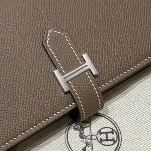 Hermes Bearn Wallet With Gusset Handmade In Epsom Calfskin Leather Silver Hardware ck18 Etoupe - Image 6