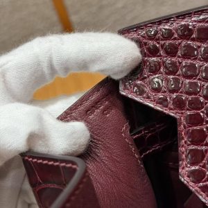 Hermes Birkin 30 Bag Handmade In Porosus Crocodile Leather Gold Hardware 55 Rouge H - Image 20