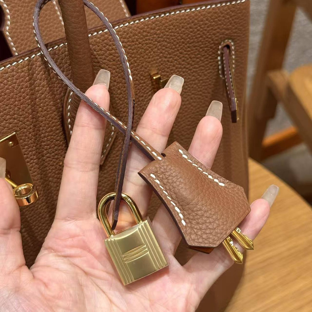 Hermes Birkin 35 Bag Handmade In Togo Calfskin Leather Gold Hardware 37 Gold and 93 Orange - Image 3