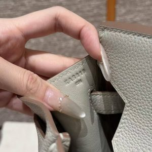 Hermes Birkin 35 Bag Handmade In Togo Calfskin Leather Gold Hardware 80 Gris Perle - Image 11
