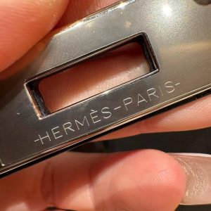Hermes Birkin Touch 35 Bag Handmade In Togo Calfskin Leather And Matte America Crocodile Leather Silver Hardware 89 Noir - Image 9