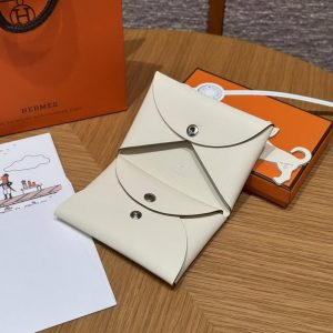 Hermes Calvi Duo Compact Card Holder Handmade In Swift And Chèvre Calfskin Leather Silver Hardware I2 Nata - Image 11