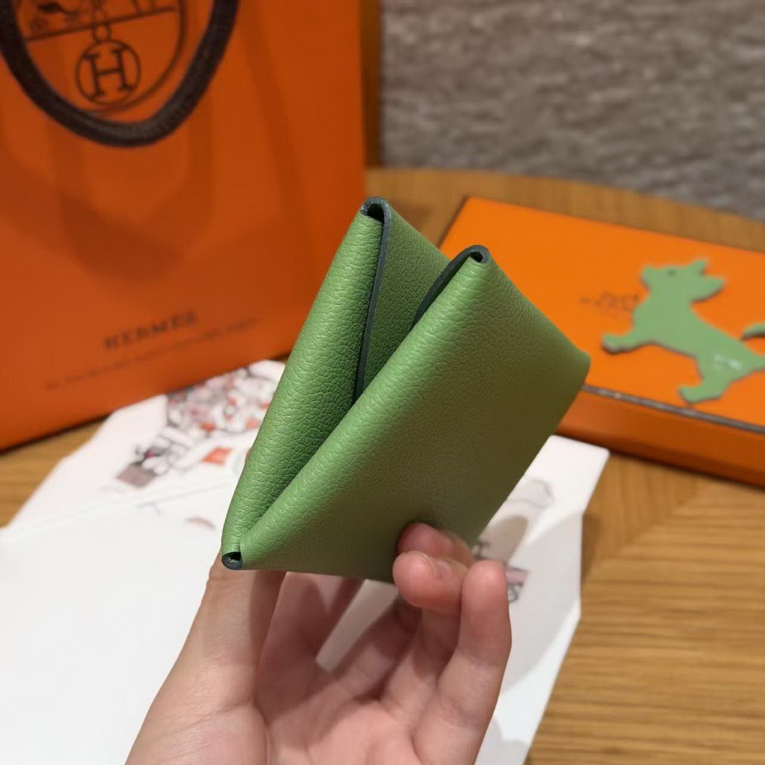 Hermes Calvi Duo Compact Card Holder Handmade In Evercolor Calfskin Leather Silver Hardware 3l Vert Criquent - Image 10