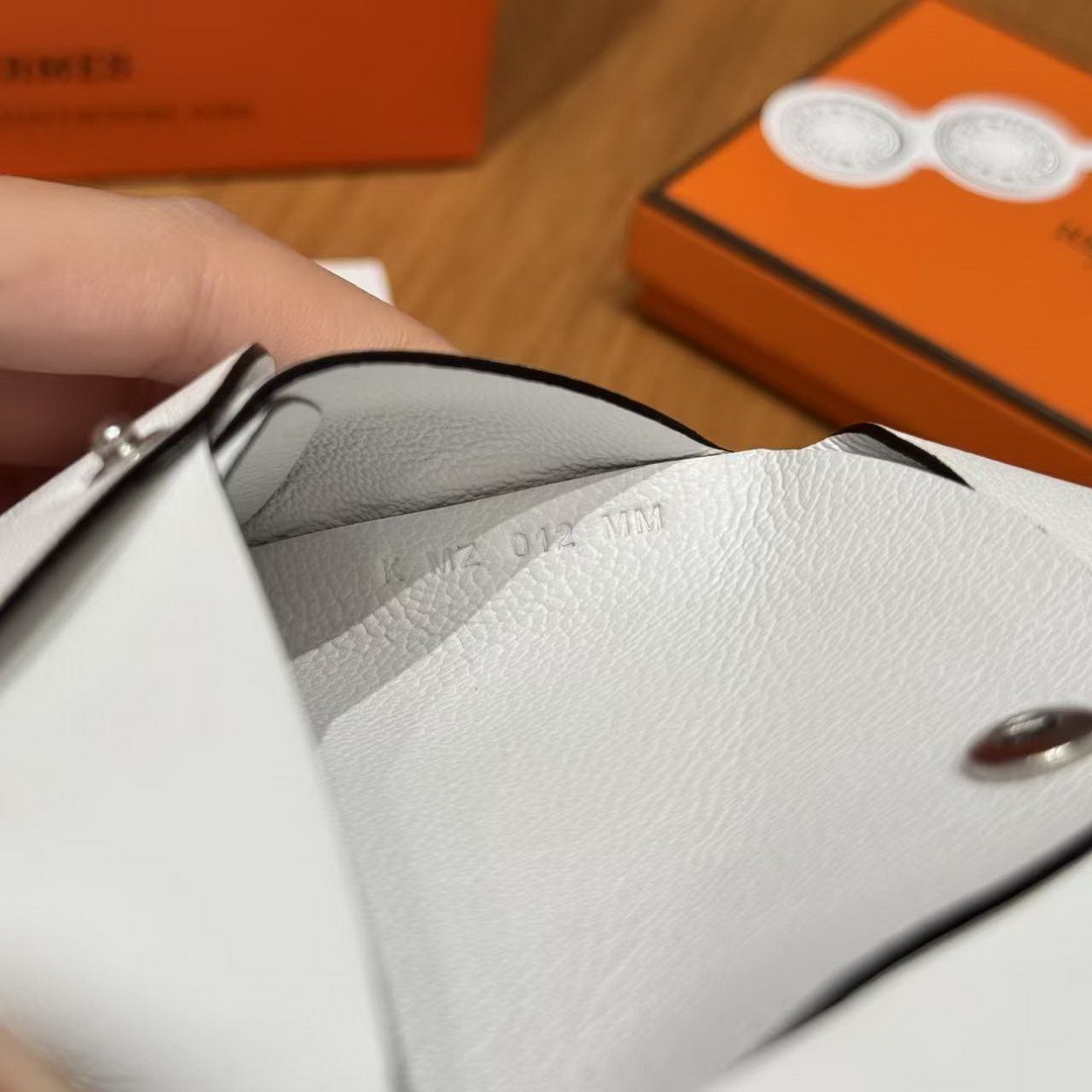 Hermes Calvi Duo Compact Card Holder Handmade In Swift And Chèvre Calfskin Leather Silver Hardware 0U New White - Image 10