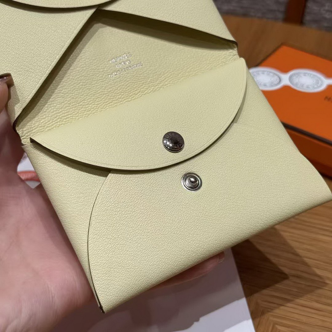 Hermes Calvi Duo Compact Card Holder Handmade In Swift And Chèvre Calfskin Leather Silver Hardware i8 Jaune Milto - Image 6