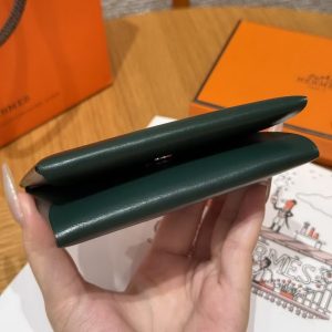 Hermes Calvi Duo Compact Card Holder Handmade In Box Calfskin Leather Silver Hardware 67 Vert Fonce - Image 11