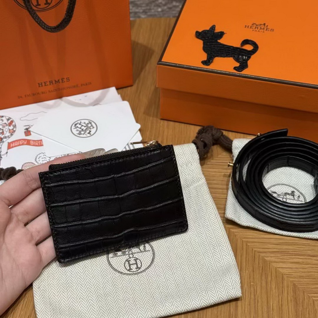 Hermes Constance Slim Wallet Handmade In Matte Alligator Leather from Mississippi Gold Hardware 89 Noir - Image 6