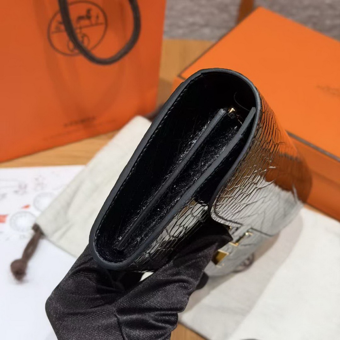 Hermes Constance To Go Wallet Handmade In Bright faced Alligator Leather from Mississippi Enamel Fittings Hardware 89 Nior - Image 18